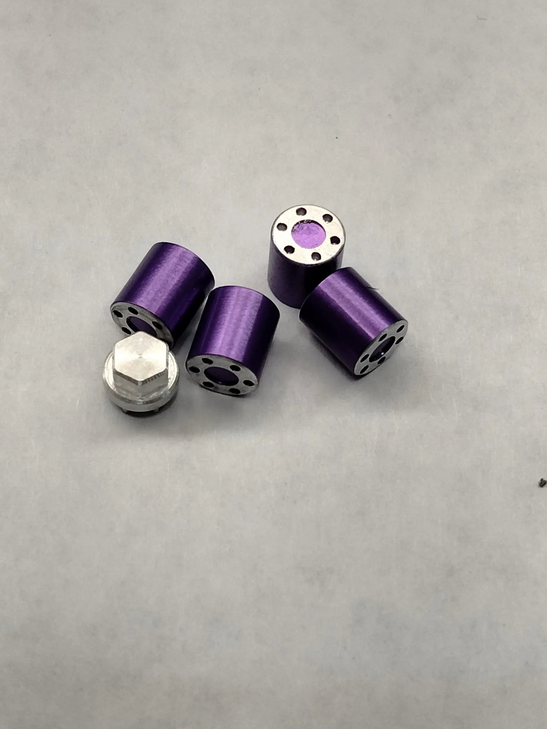Scx24 / Ax24 faux hubs - Image 9
