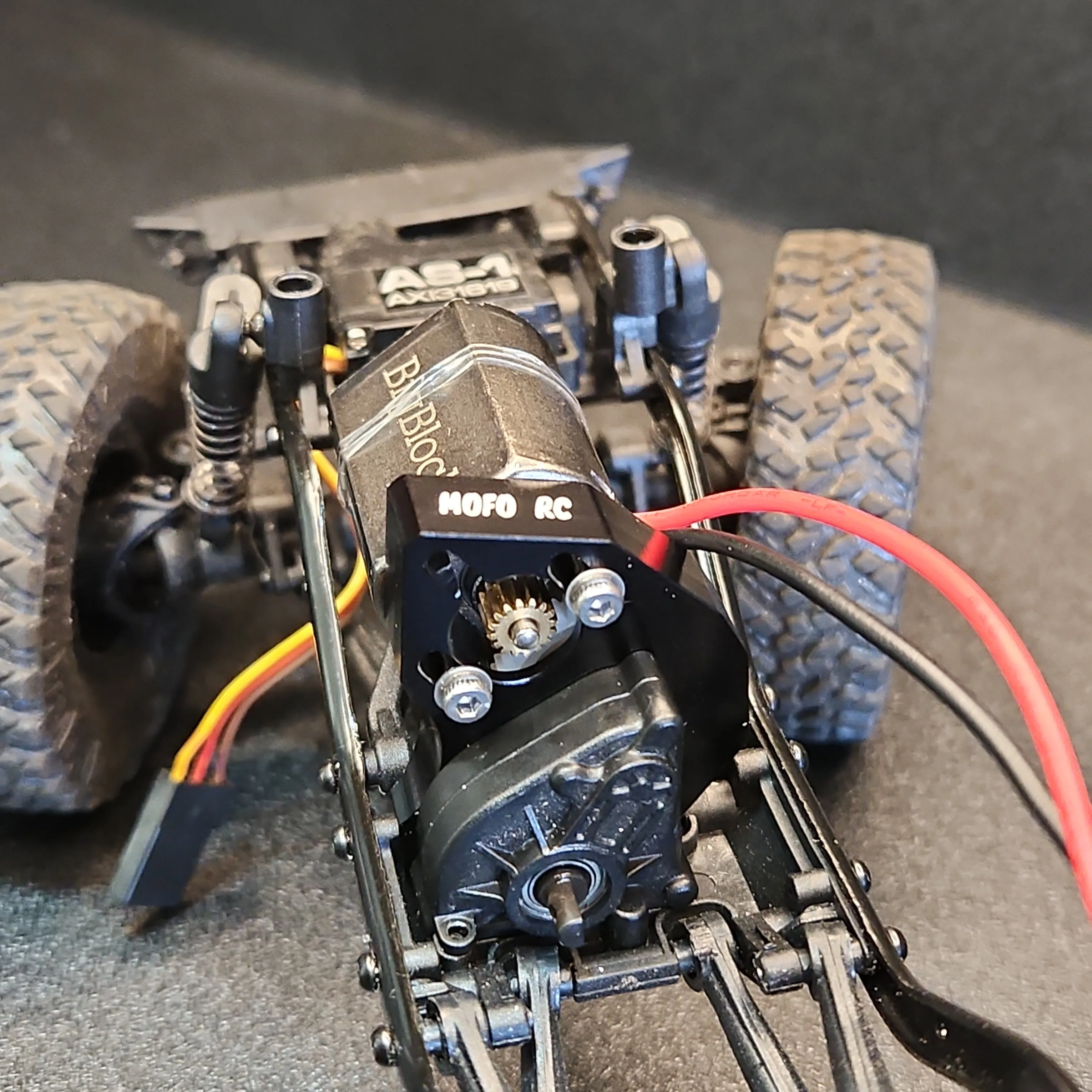 MoFo RC BigBlock Motor and Forward Facing Mount (Fits SCX24) - Image 20