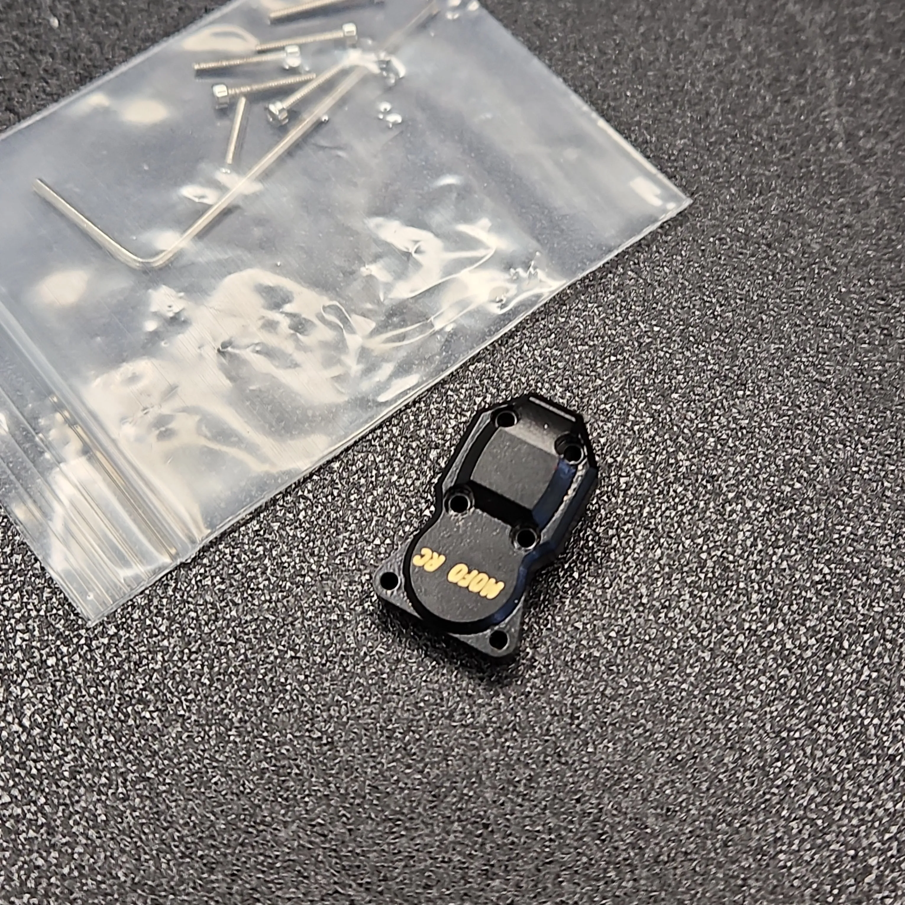 Black Brass Diff Cover | Medium Weight - Image 5