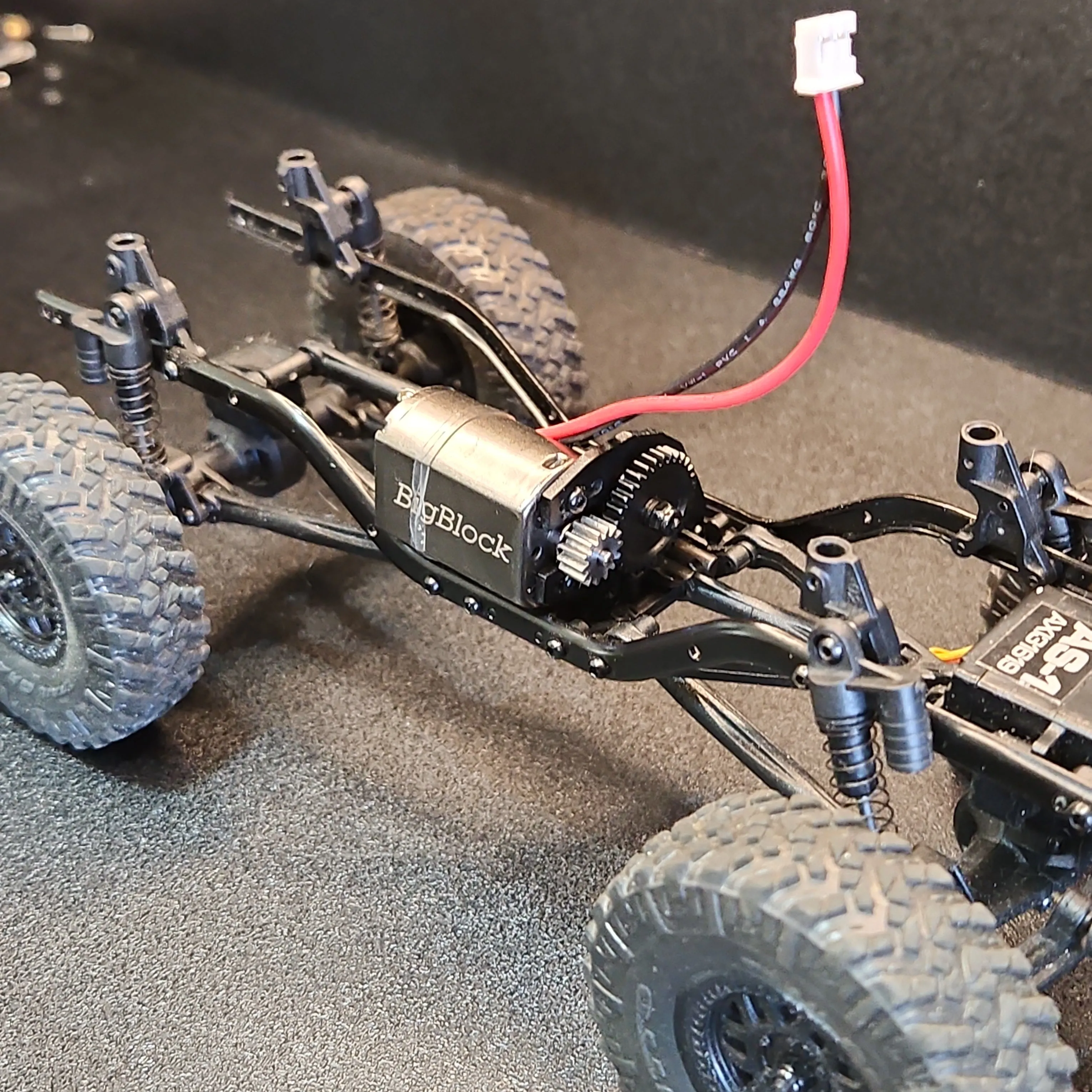 Big Block and BigBlockX Motors with Side Mount for Scx24 - Image 16