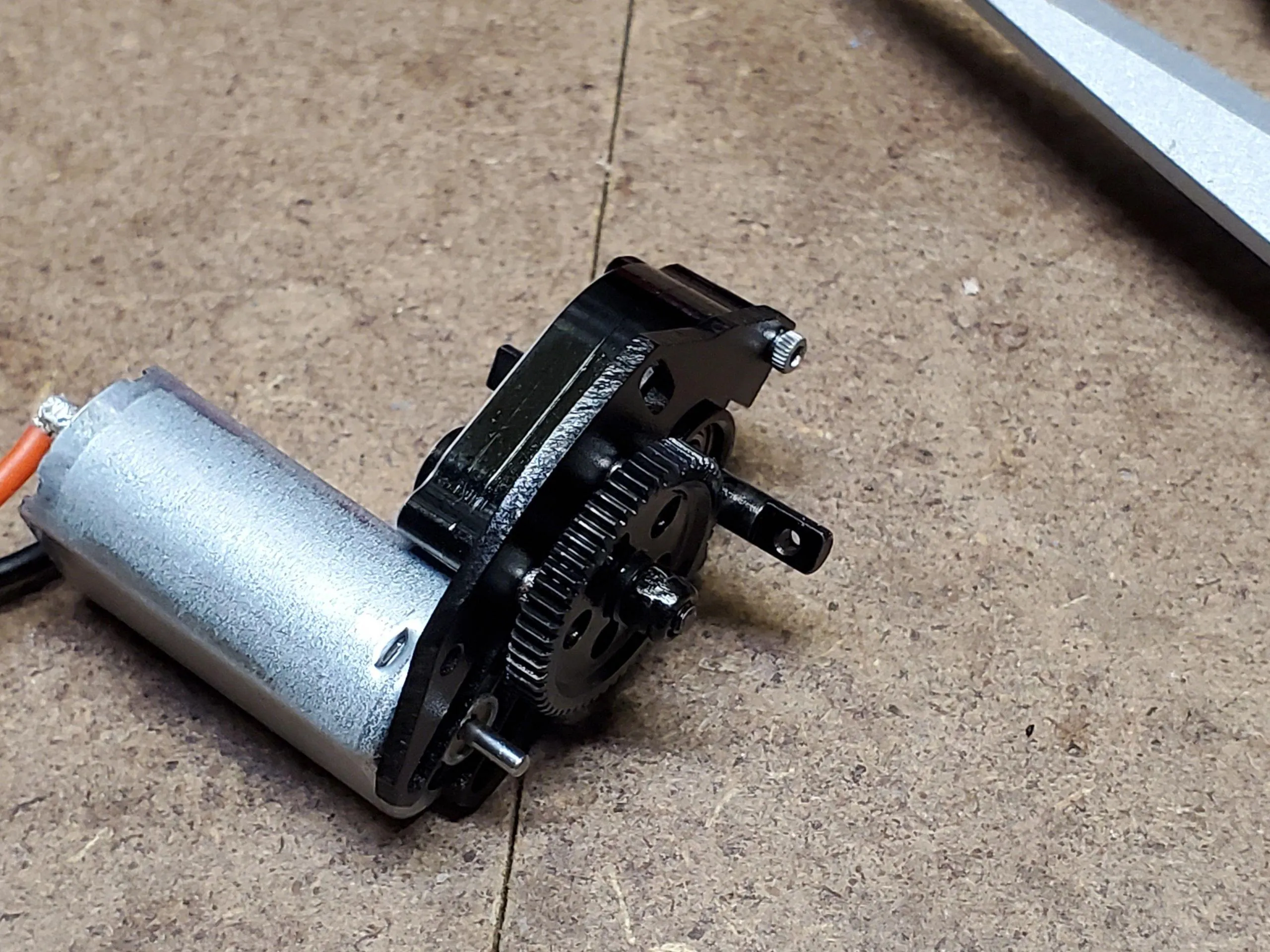 Adjustable Motor Mount - Aluminum (For Axial SCX24 and AX24) - Image 5