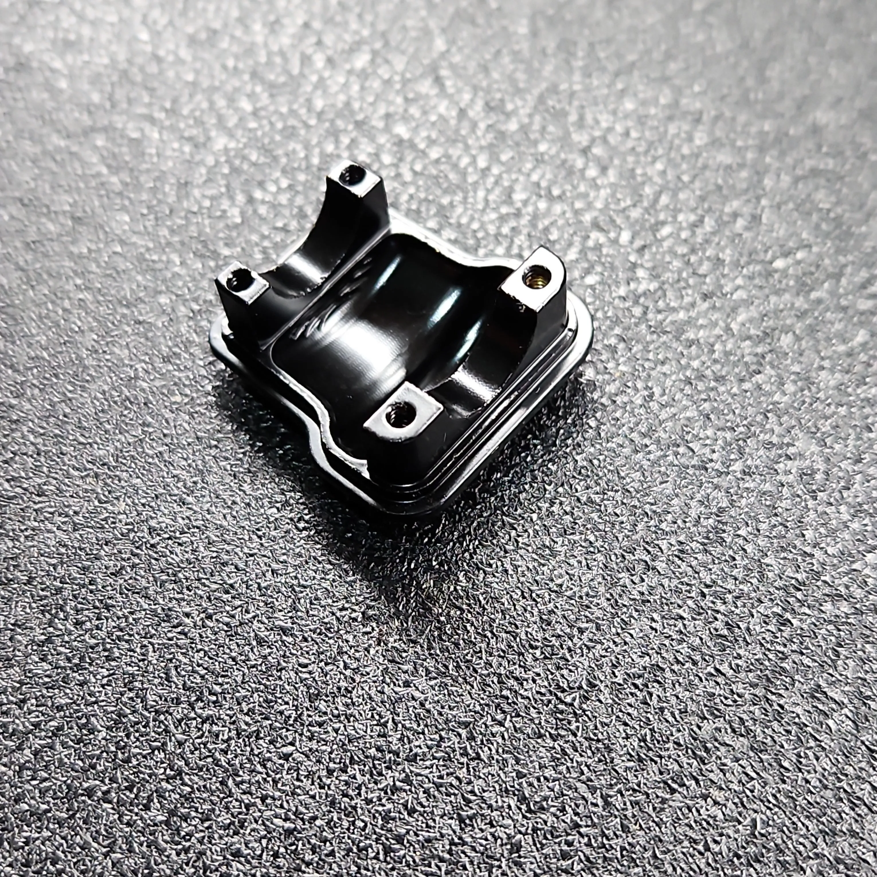 Trx4-m Black Brass Diff covers - Image 4
